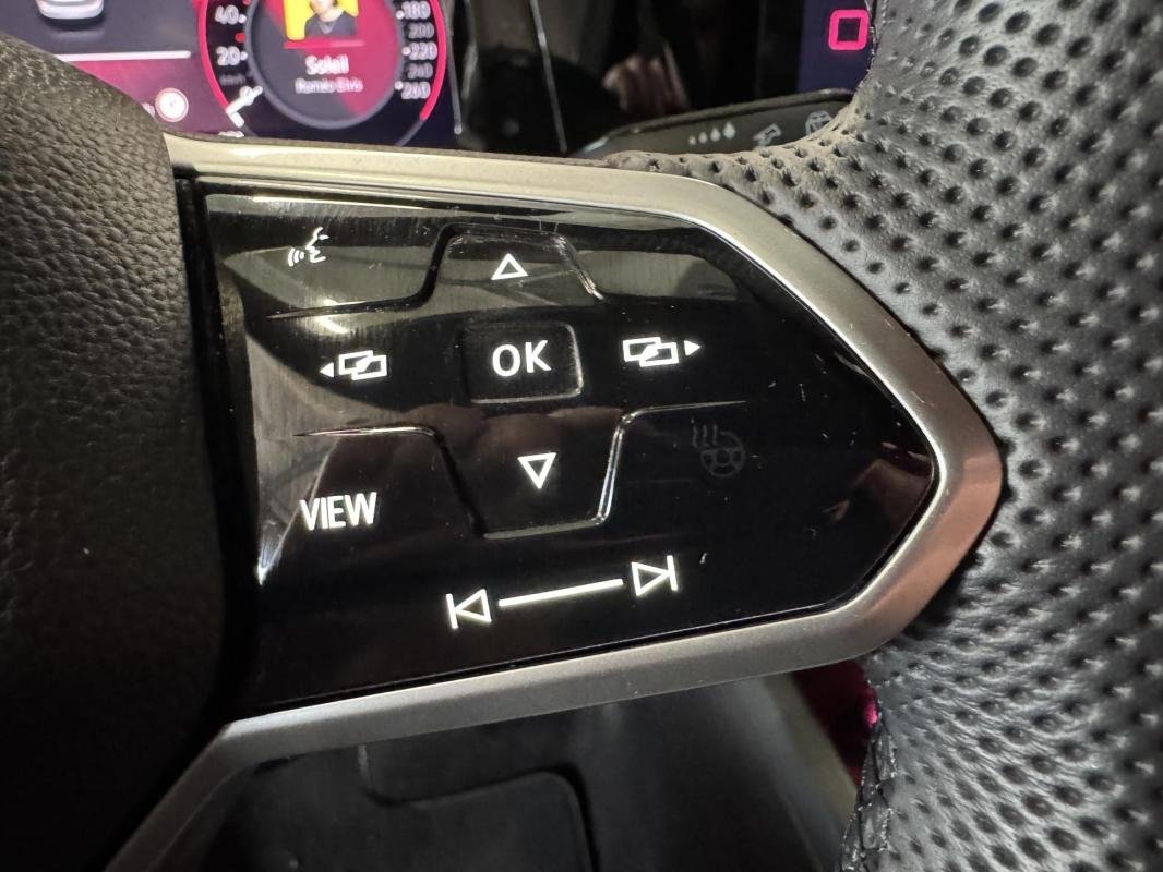 Volkswagen Golf - Photo 24