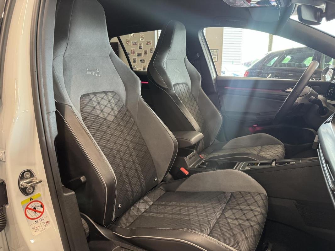 Volkswagen Golf - Photo 9
