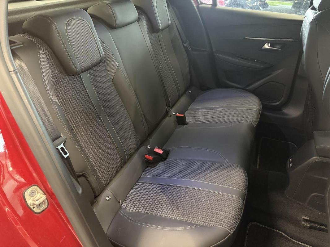 Peugeot 208 - Photo 8