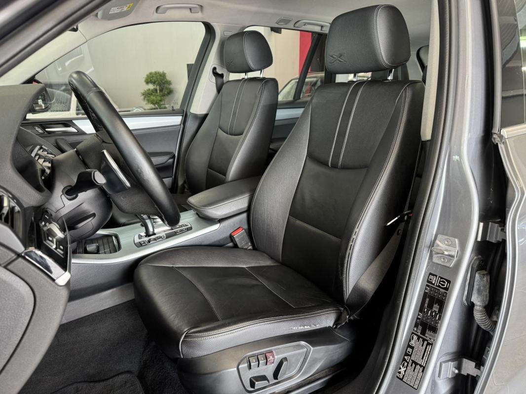 BMW X3 - Photo 17