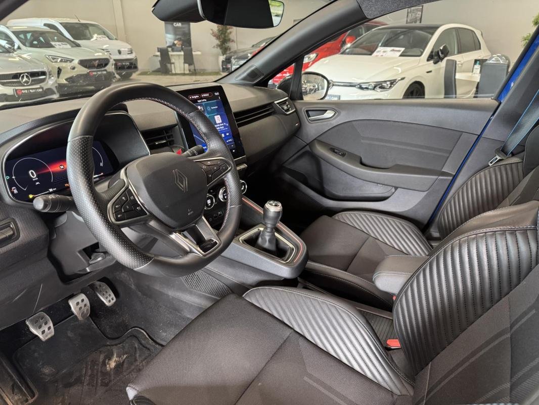 Renault Clio - Photo 16