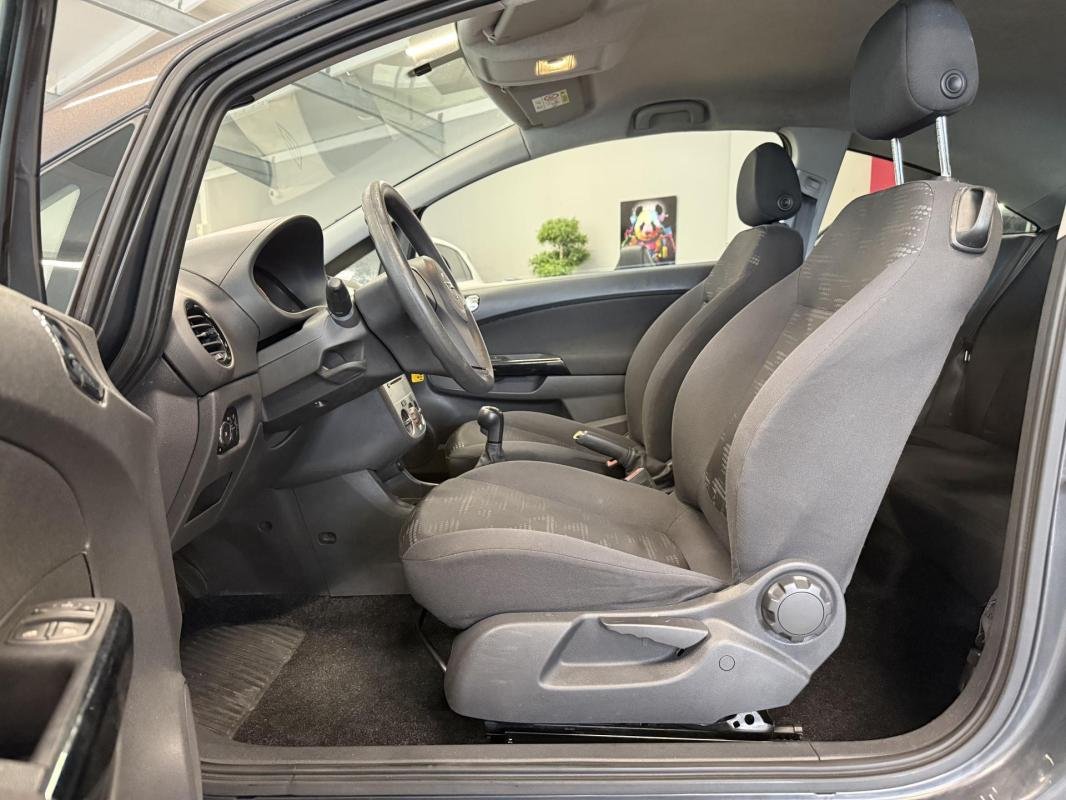 Opel Corsa - Photo 11