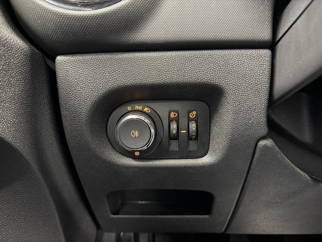 Opel Corsa - Photo 14