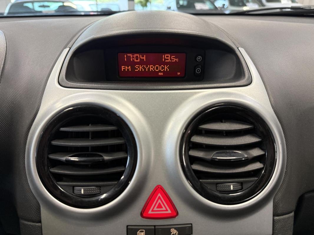 Opel Corsa - Photo 16
