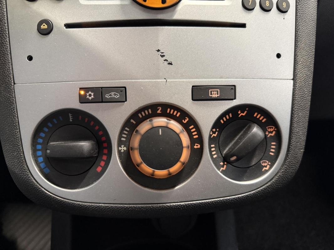 Opel Corsa - Photo 18
