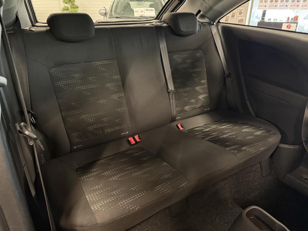 Opel Corsa - Photo 8