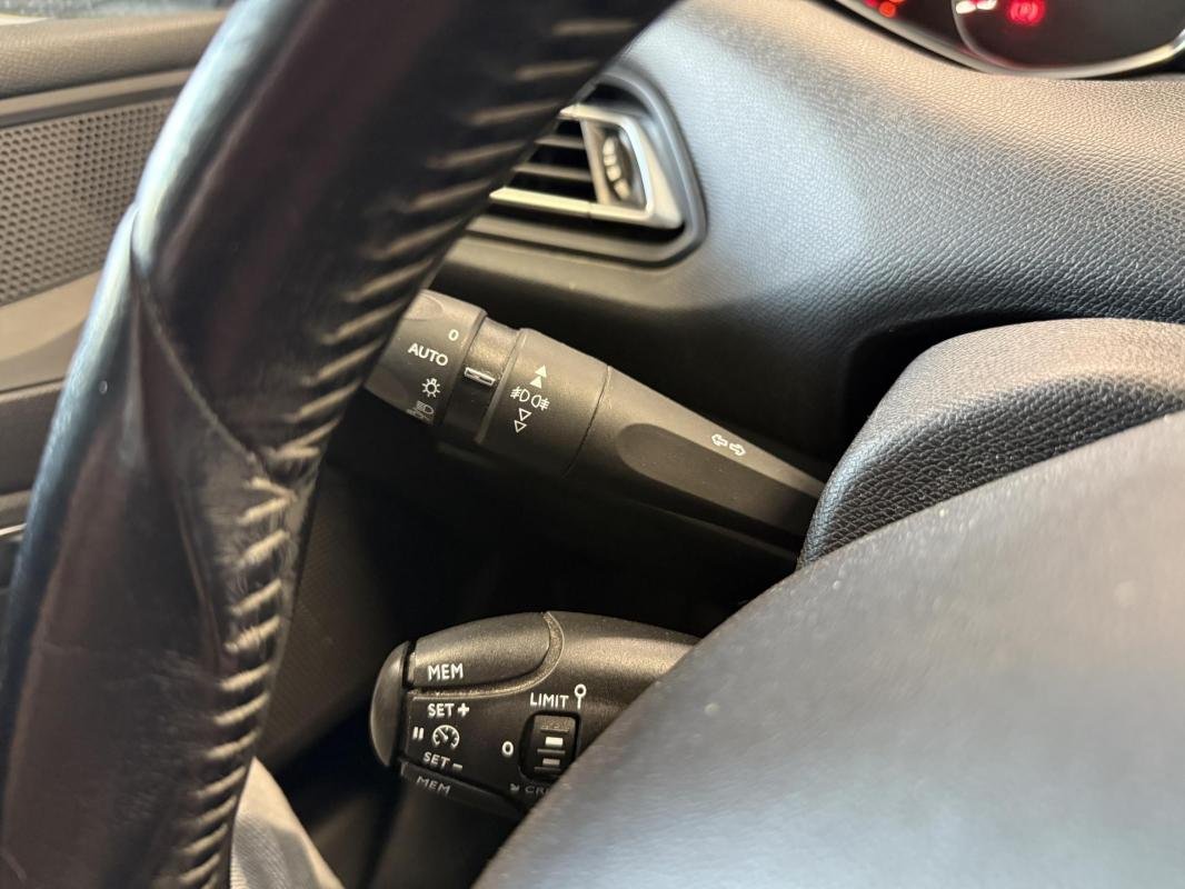Peugeot 308 - Photo 14