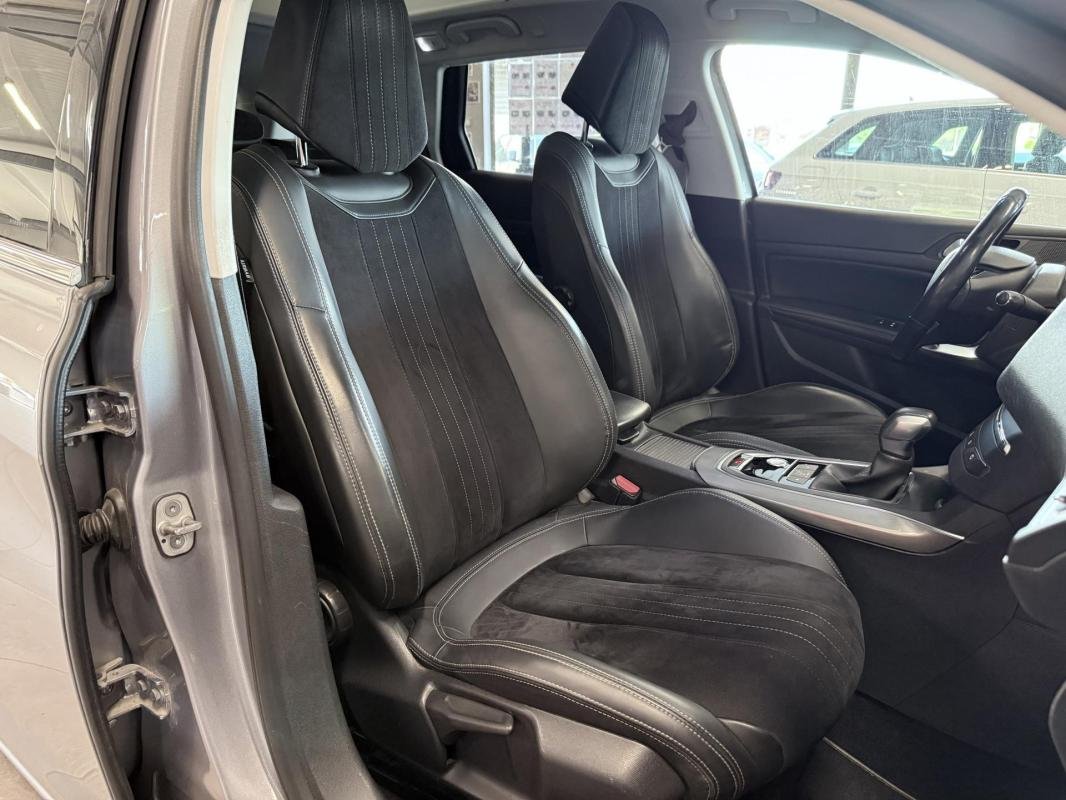 Peugeot 308 - Photo 7