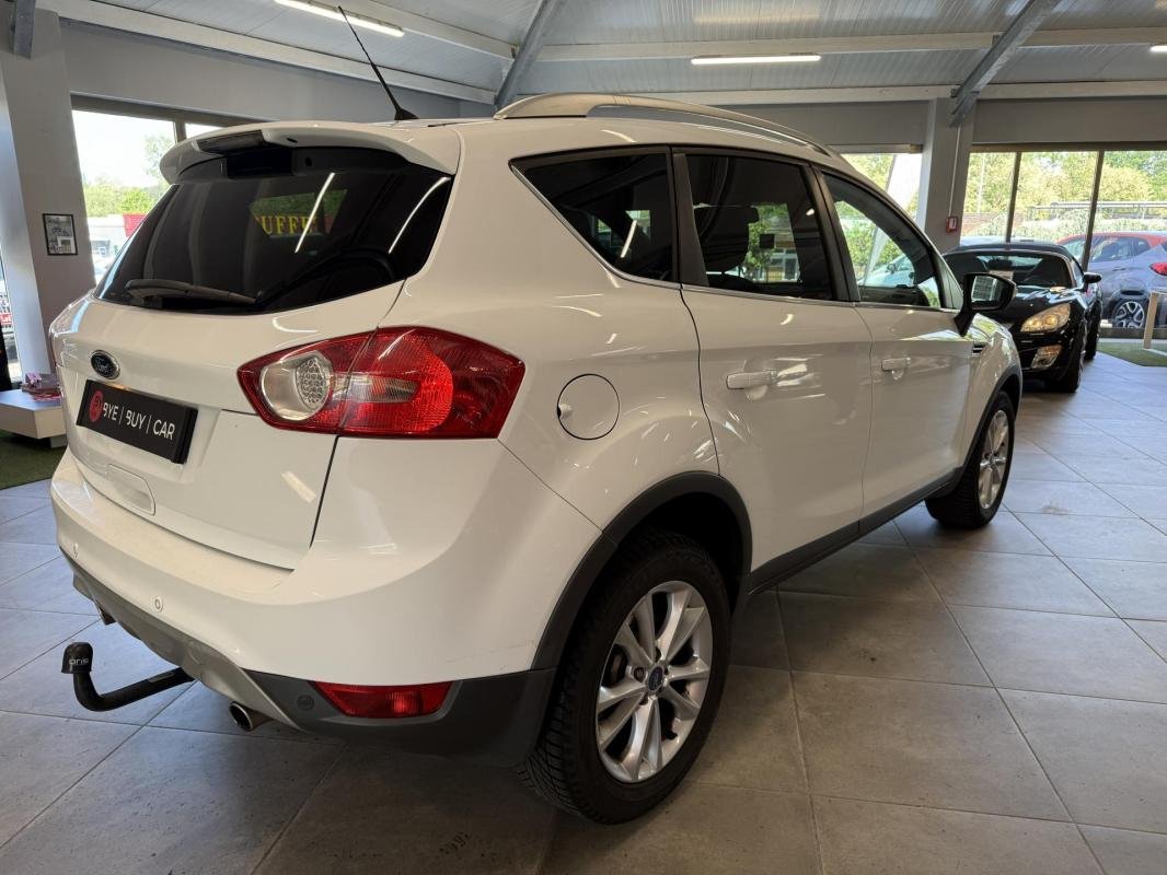 Ford Kuga - Photo 4