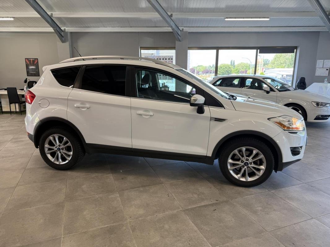 Ford Kuga - Photo 6