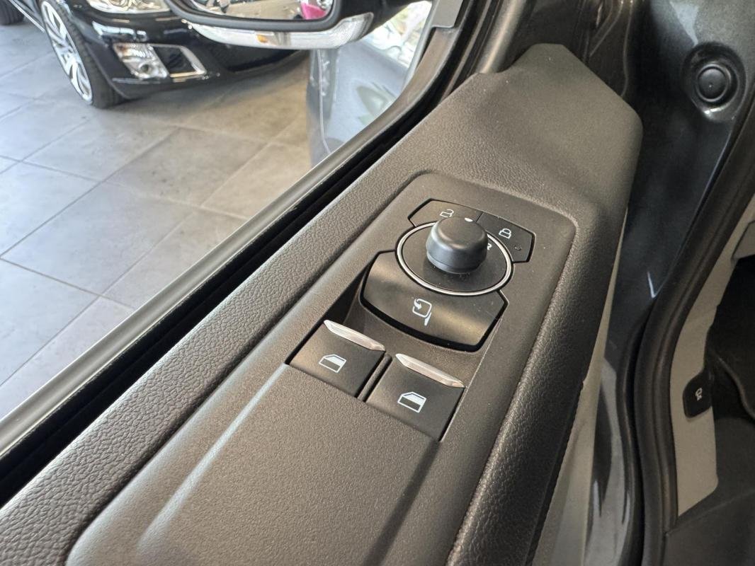 Ford Transit - Photo 25