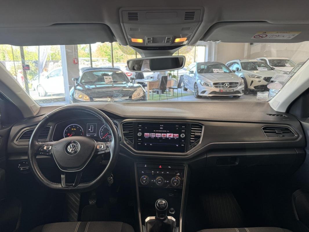 Volkswagen T-Roc - Photo 15