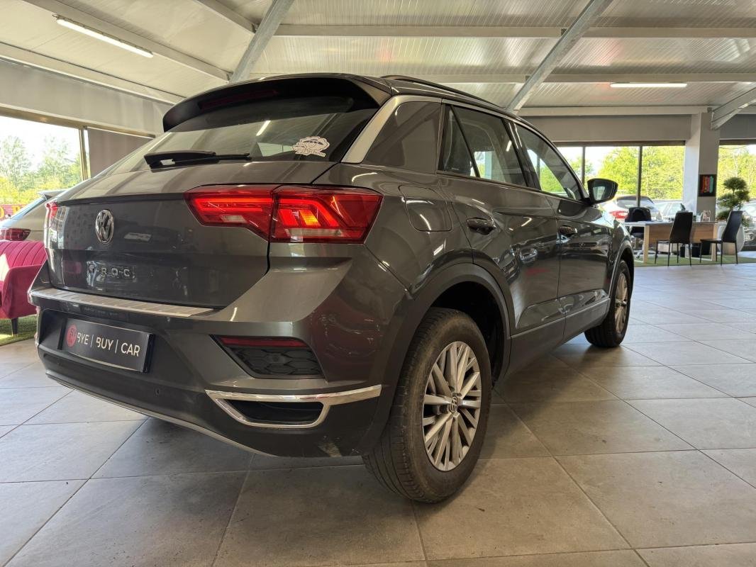 Volkswagen T-Roc - Photo 3