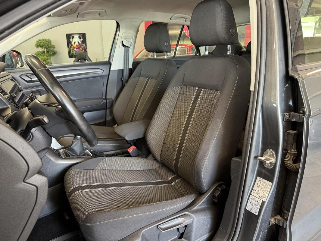 Volkswagen T-Roc - Photo 9