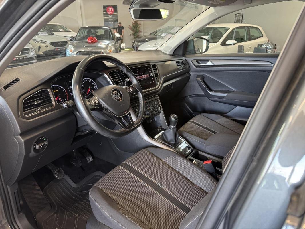 Volkswagen T-Roc - Photo 10