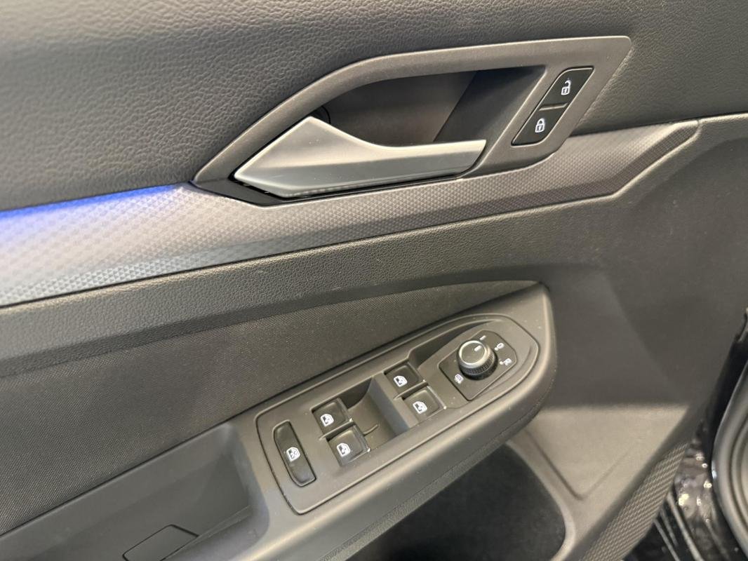 Volkswagen Golf - Photo 31