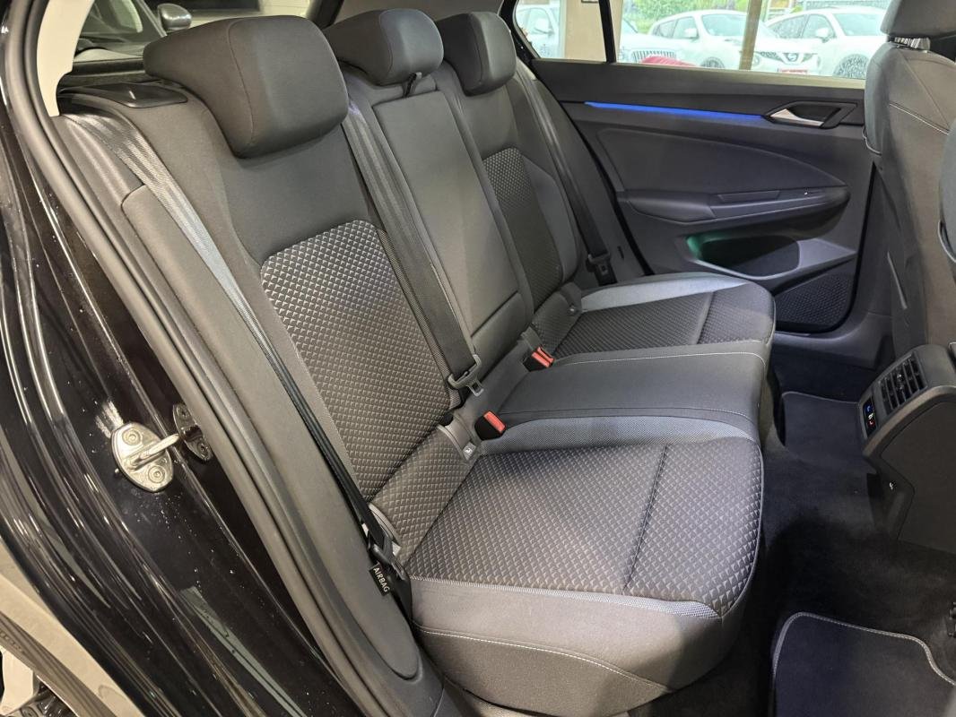 Volkswagen Golf - Photo 8