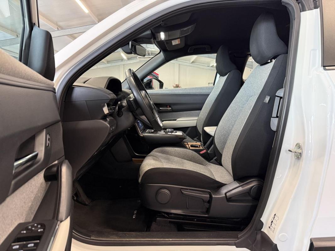 Mazda MX-30 - Photo 11