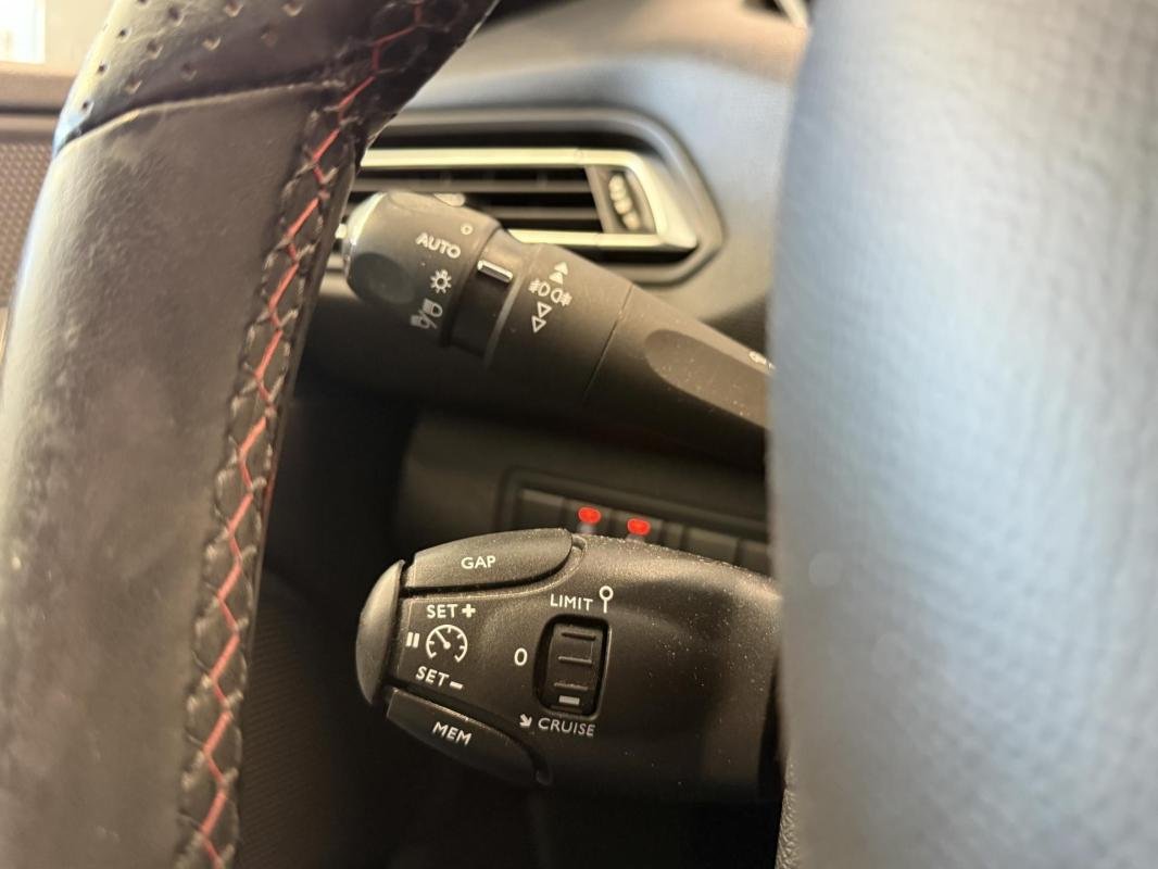 Peugeot 308 - Photo 15