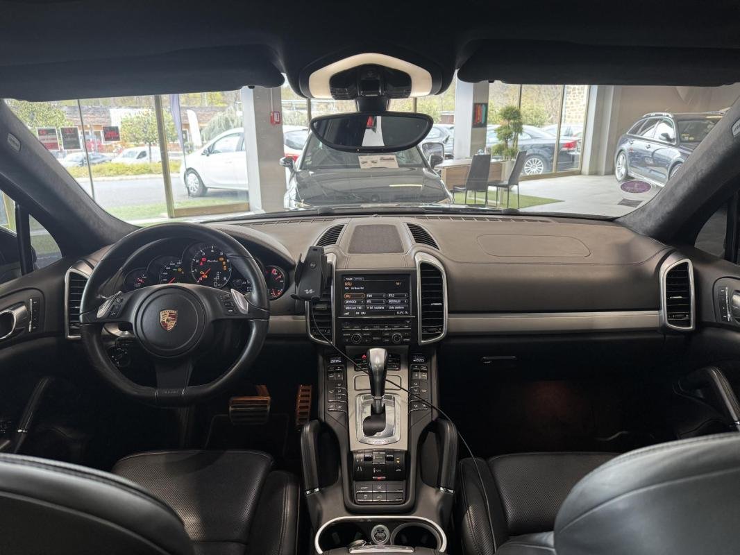 Porsche Cayenne - Photo 15