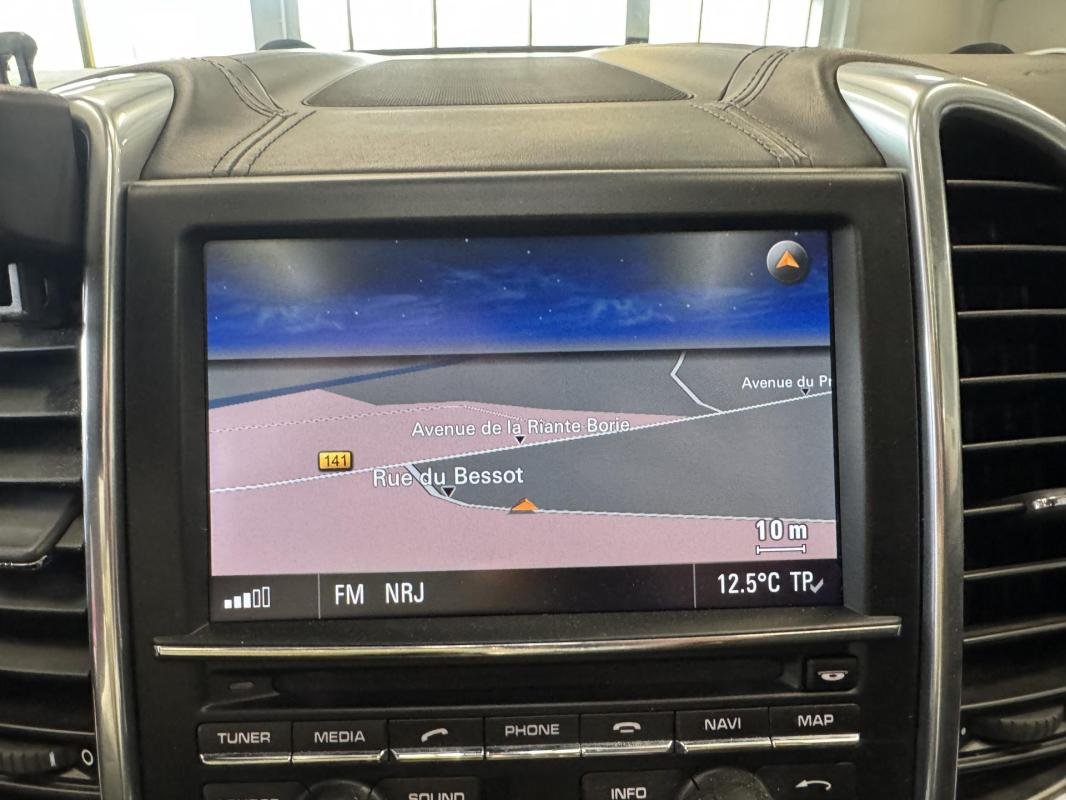 Porsche Cayenne - Photo 35