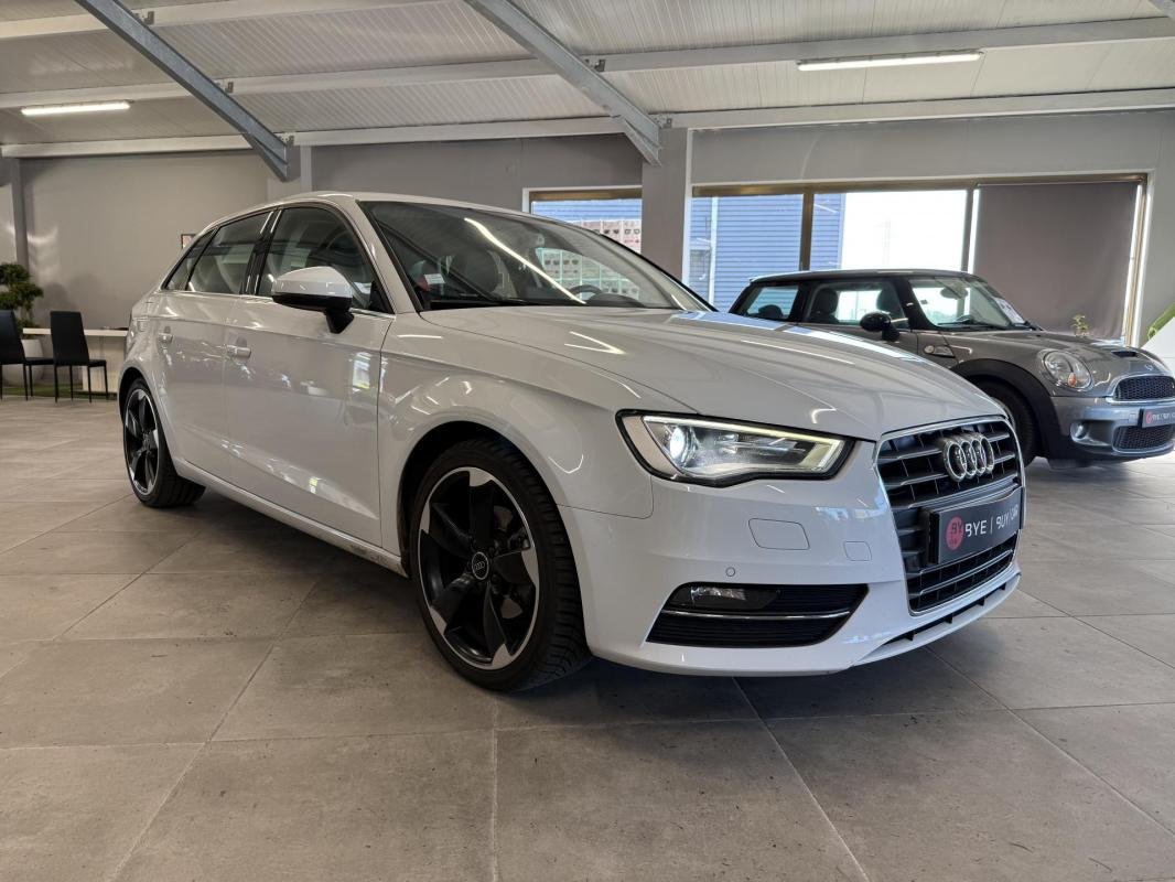 Audi A3 - Photo 2