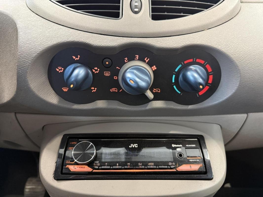 Renault Twingo - Photo 18