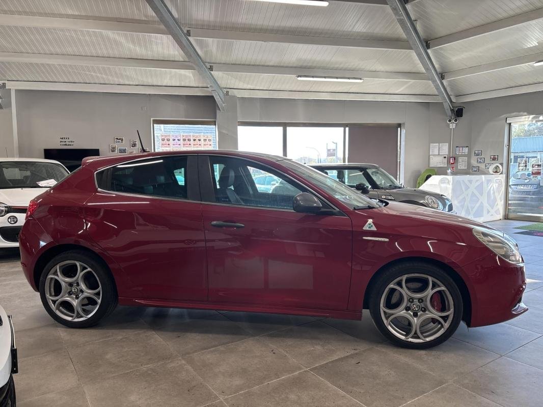 Alfa Romeo Giulietta - Photo 11