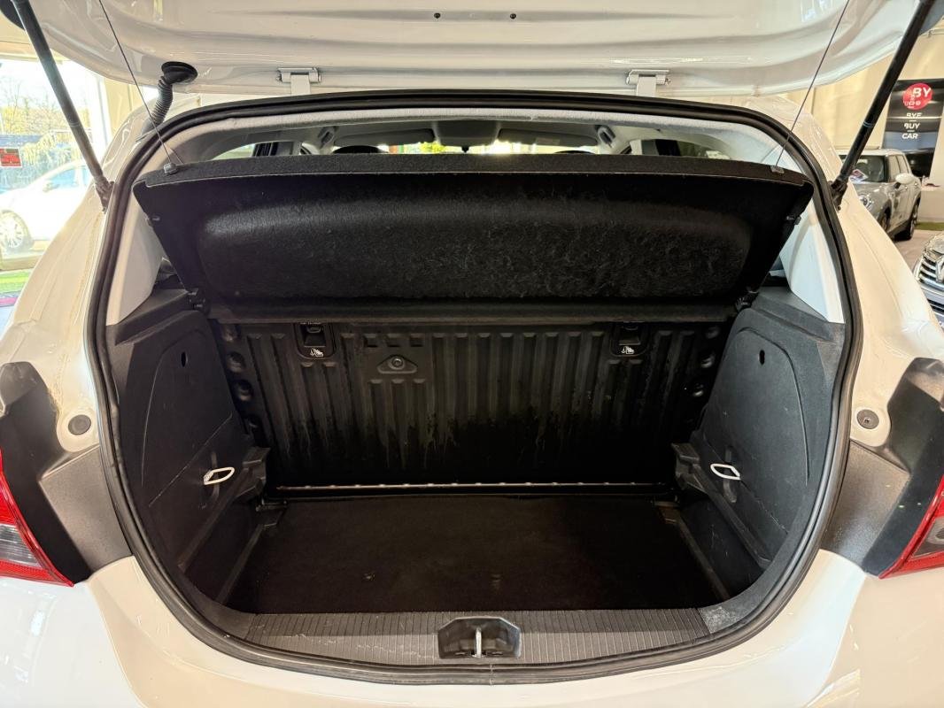 Opel Corsa - Photo 9