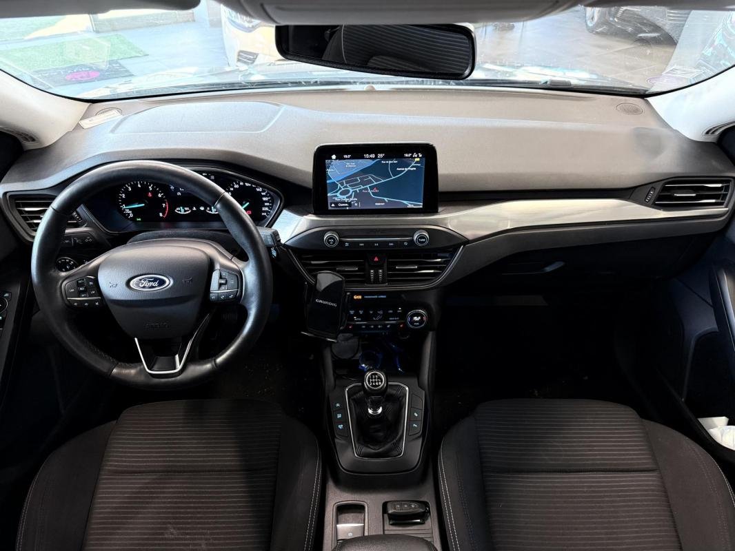 Ford Focus - Photo 6