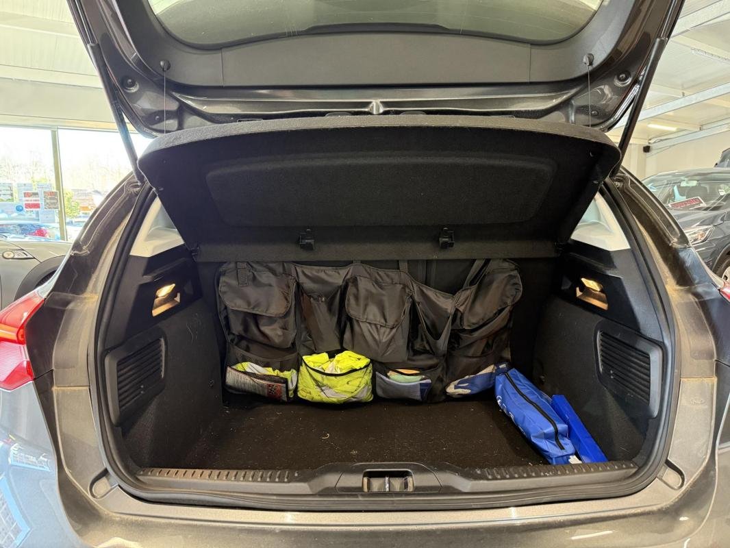 Ford Focus - Photo 9