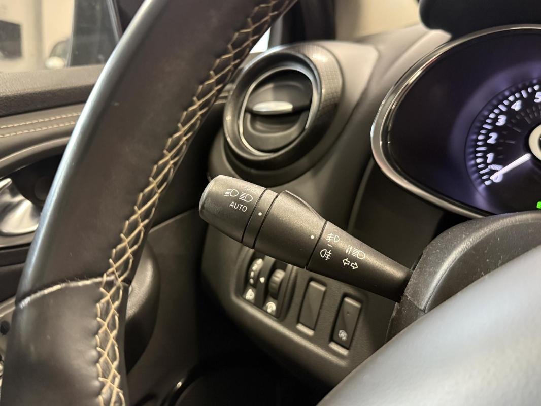 Renault Clio - Photo 15
