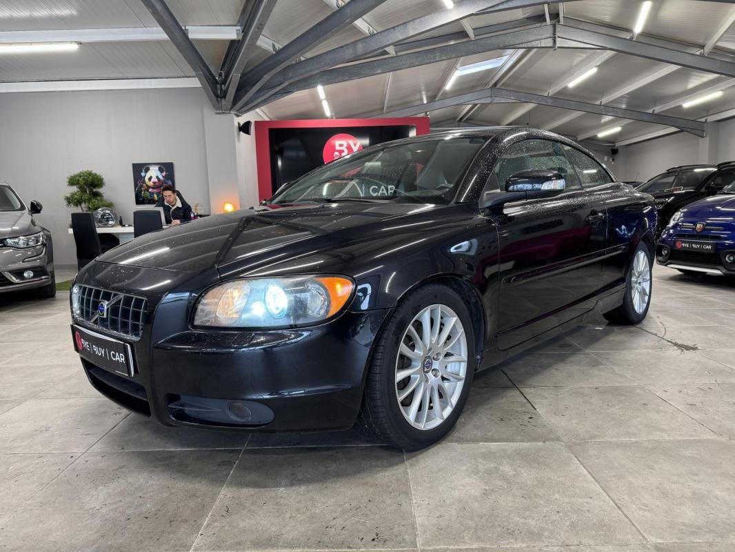 Volvo C70 - Photo 1
