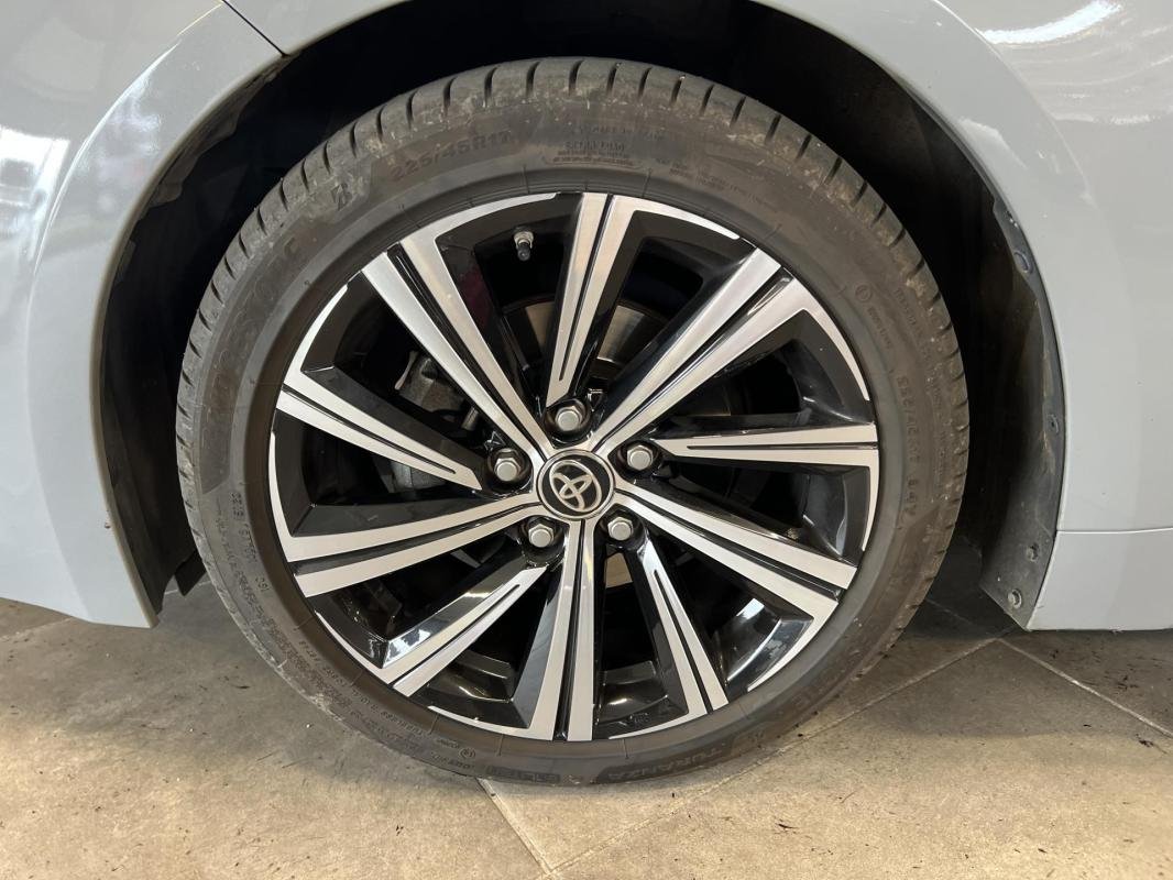 Toyota Corolla - Photo 24