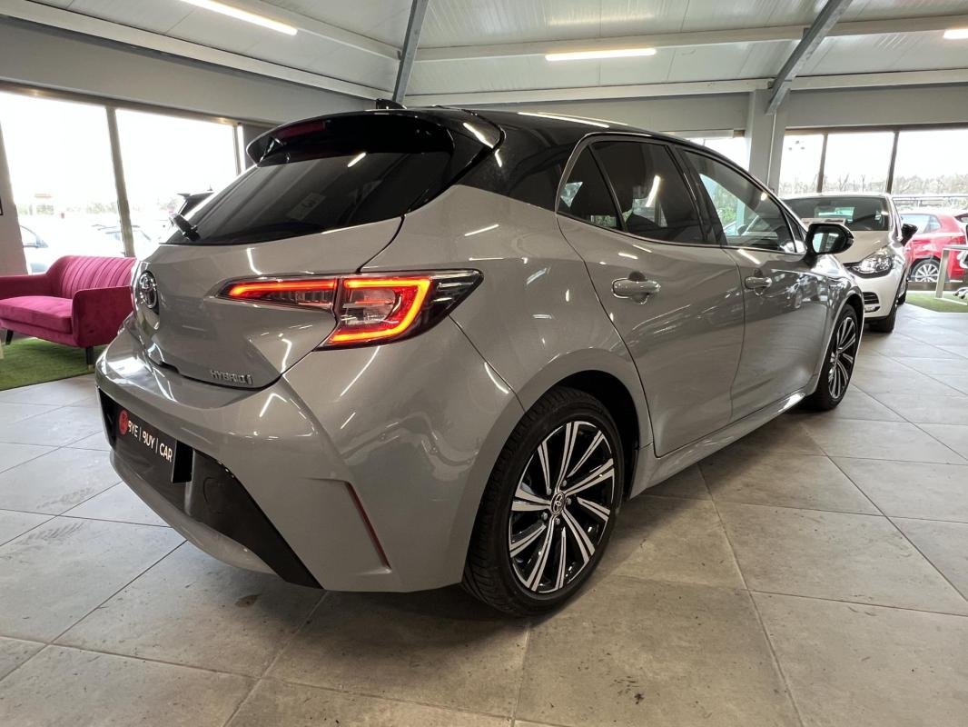 Toyota Corolla - Photo 3
