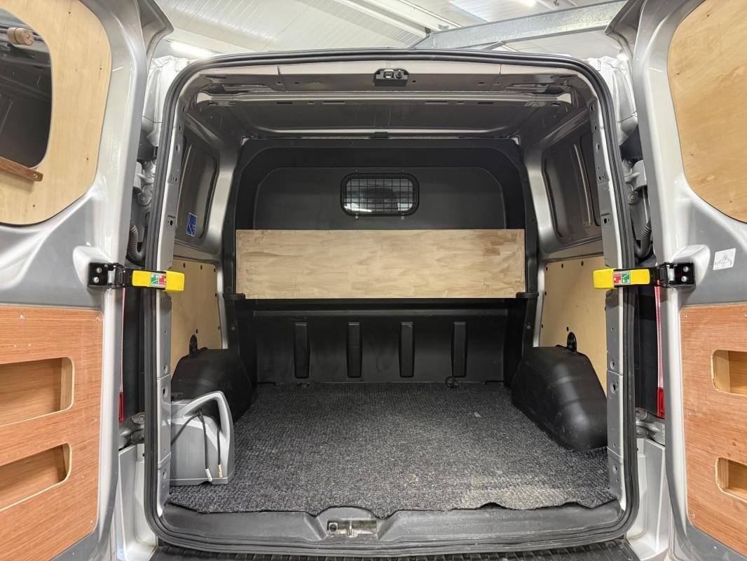 Ford Transit Custom - Photo 9