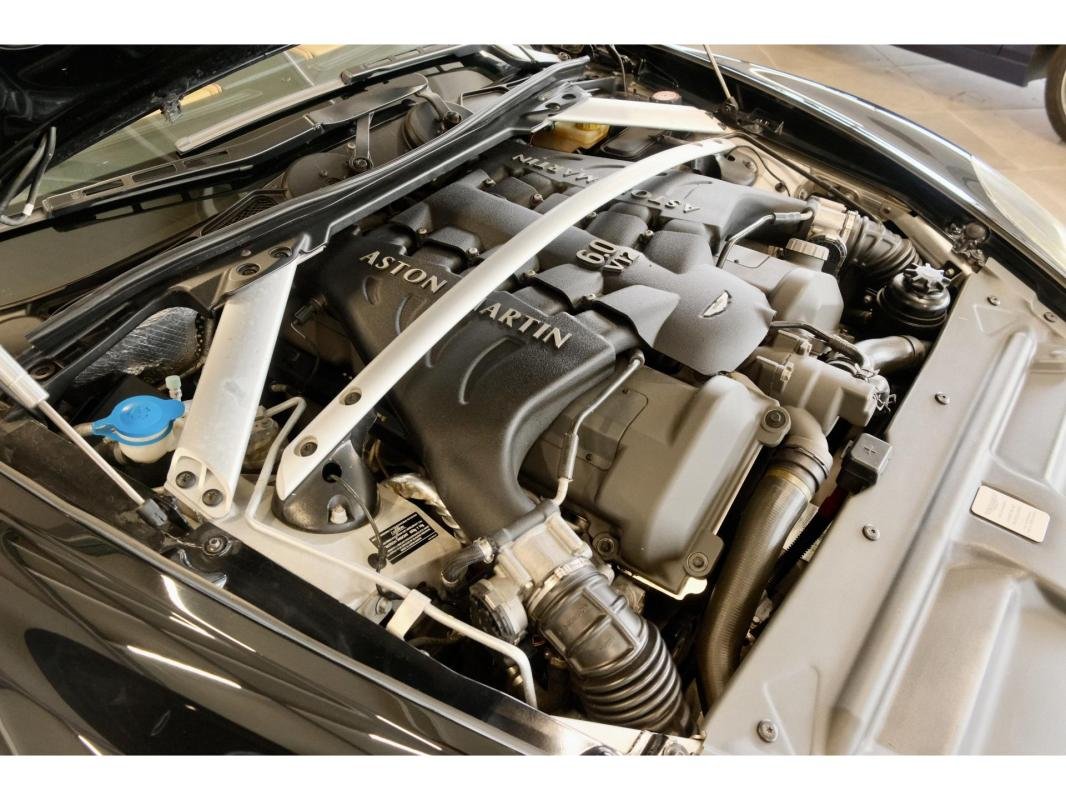 Aston Martin Virage - Photo 41