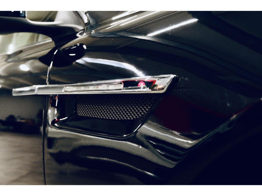 Aston Martin Virage - Photo 47