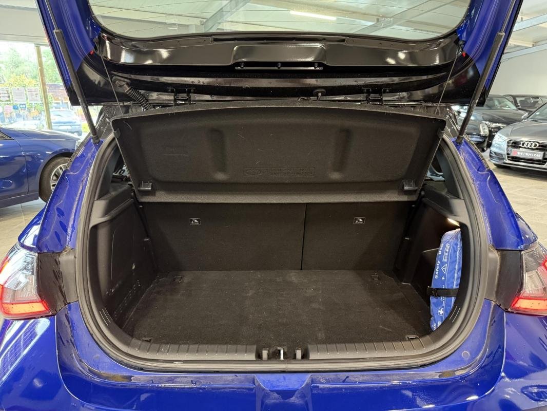 Hyundai i20 - Photo 9