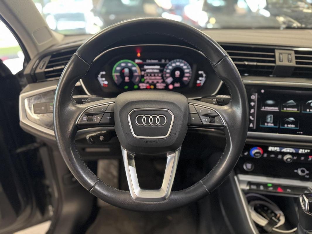 Audi Q3 - Photo 16