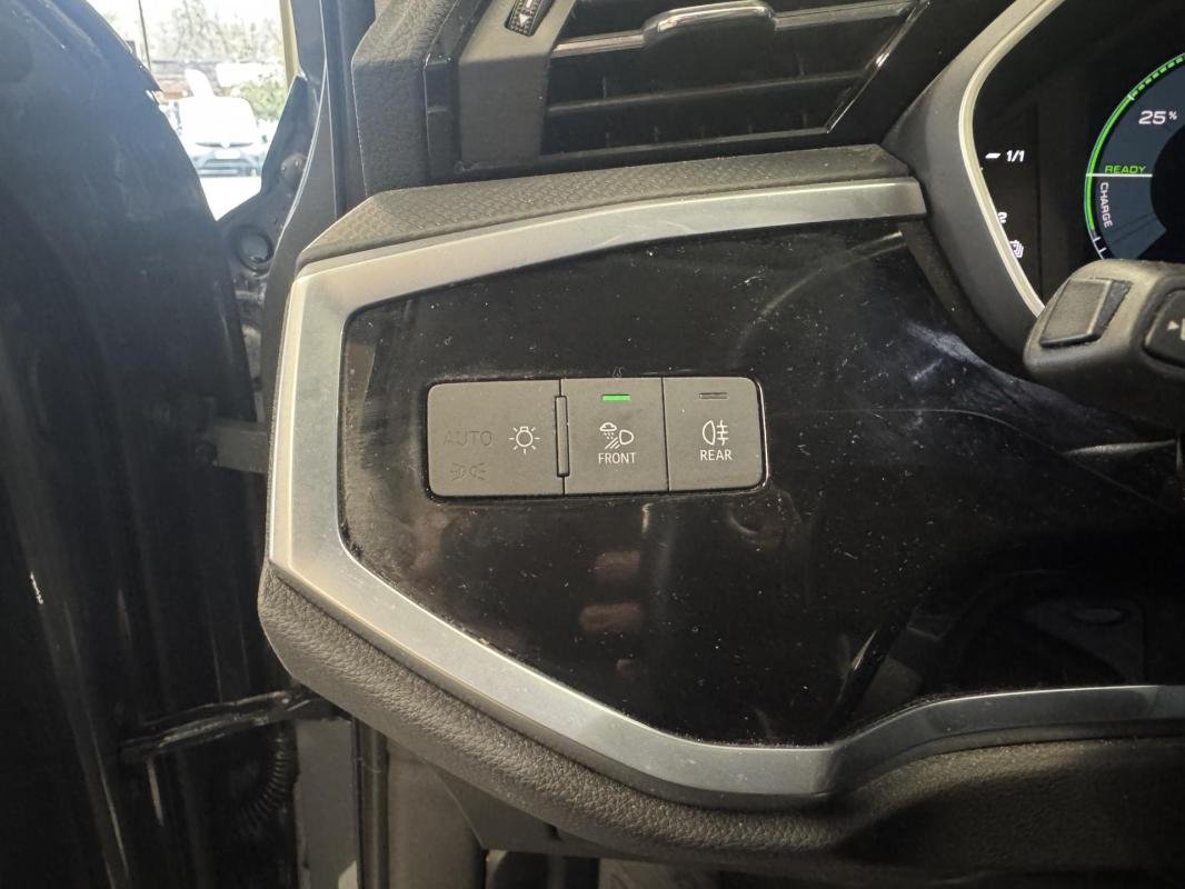 Audi Q3 - Photo 21