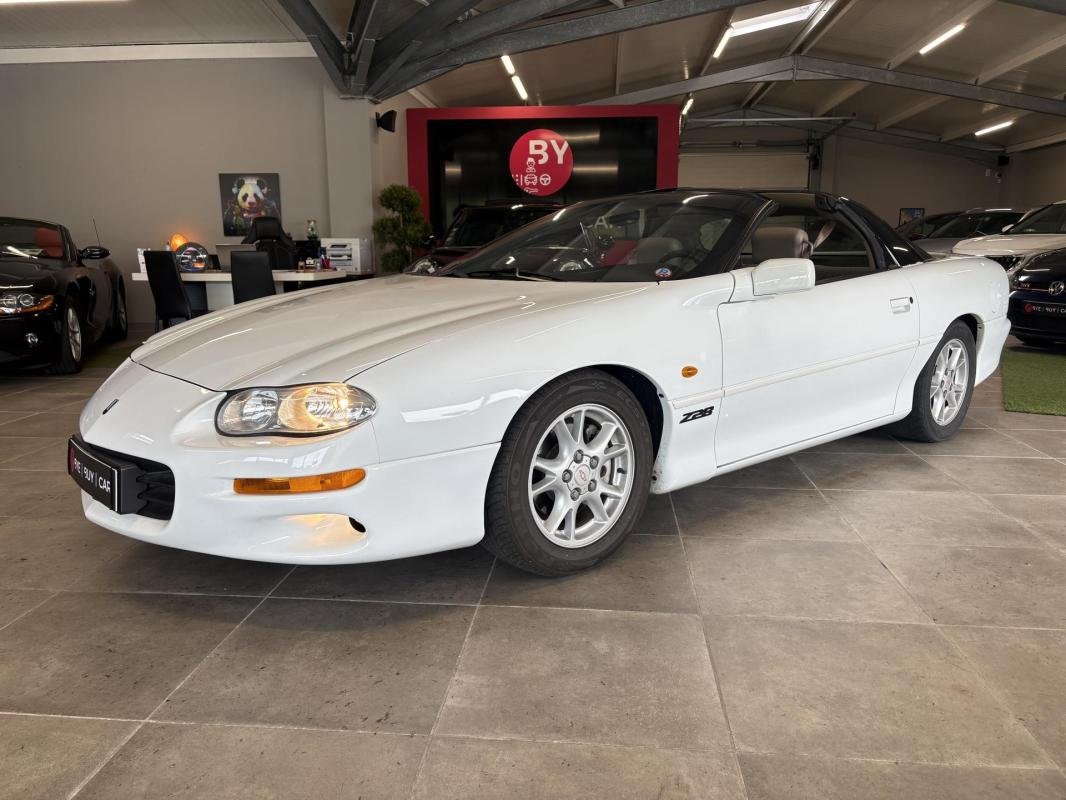 Chevrolet Camaro - Photo 1