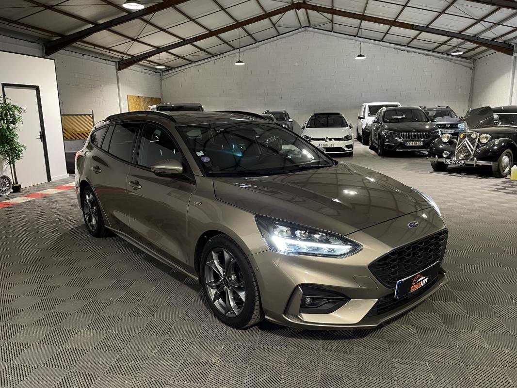 Ford Focus - Photo 3