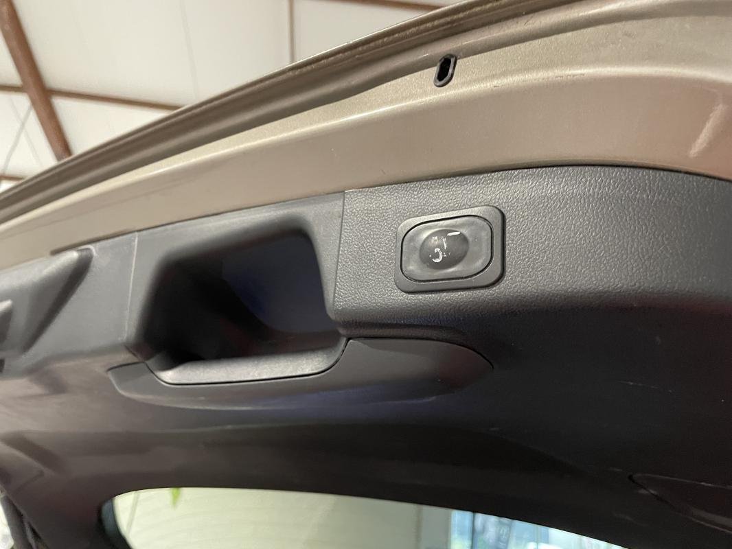 Ford Focus - Photo 32