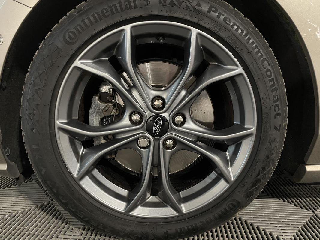 Ford Focus - Photo 10