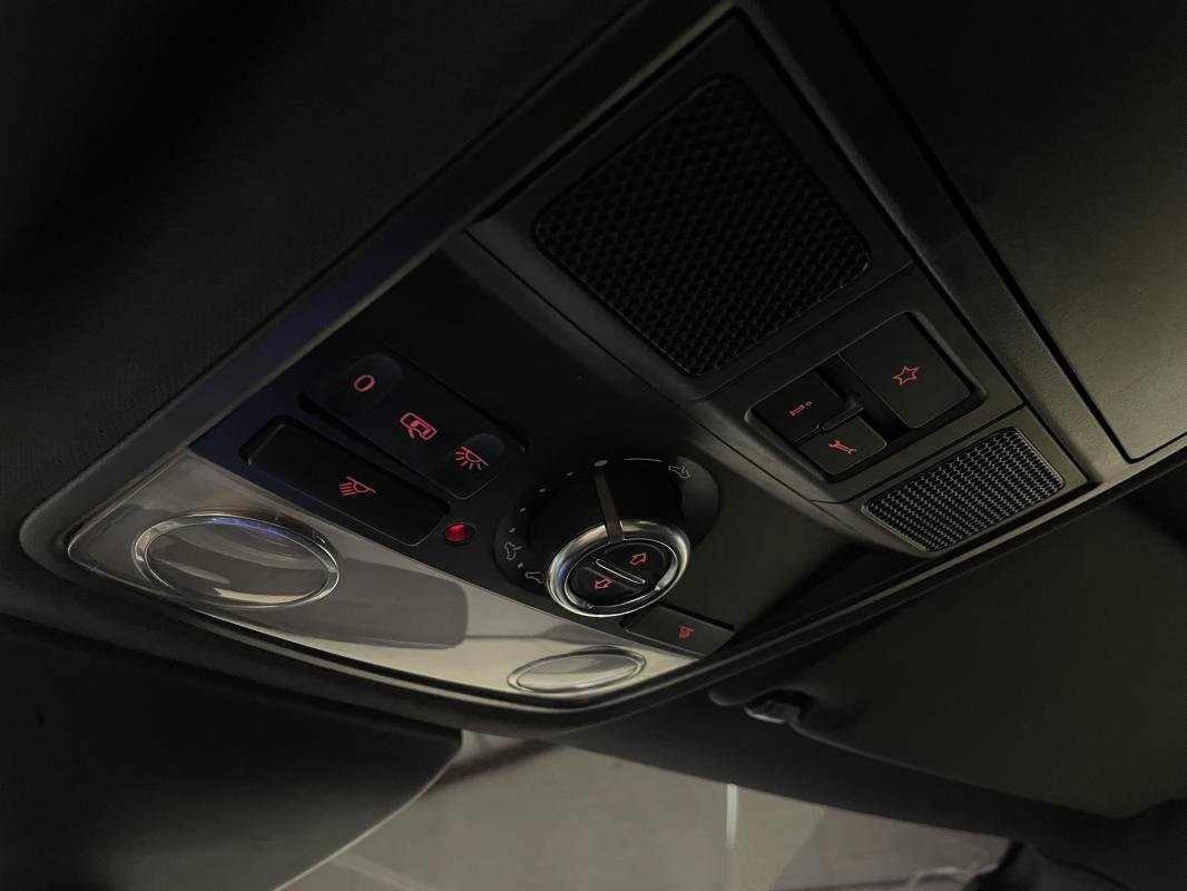 Volkswagen Tiguan - Photo 15