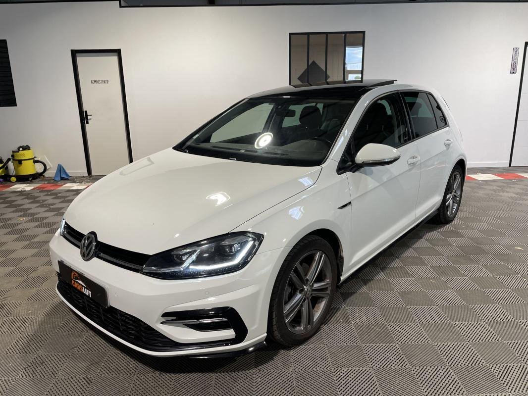 Volkswagen Golf - Photo 1