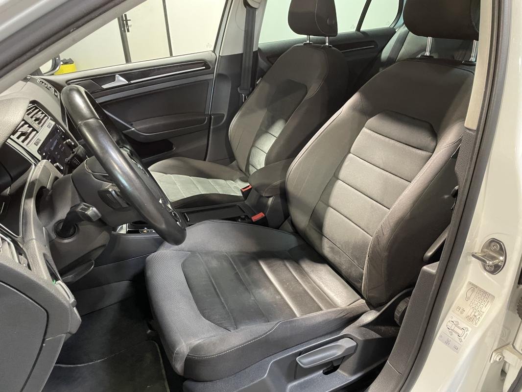 Volkswagen Golf - Photo 10