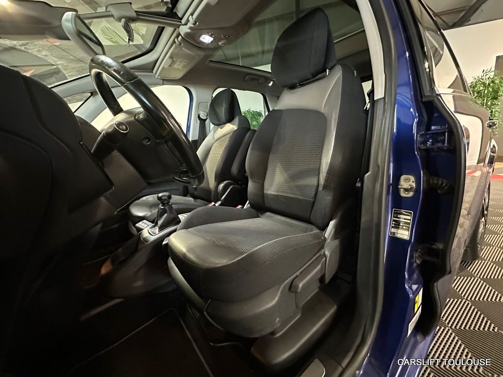 Citroën c4 spacetourer - Photo 14