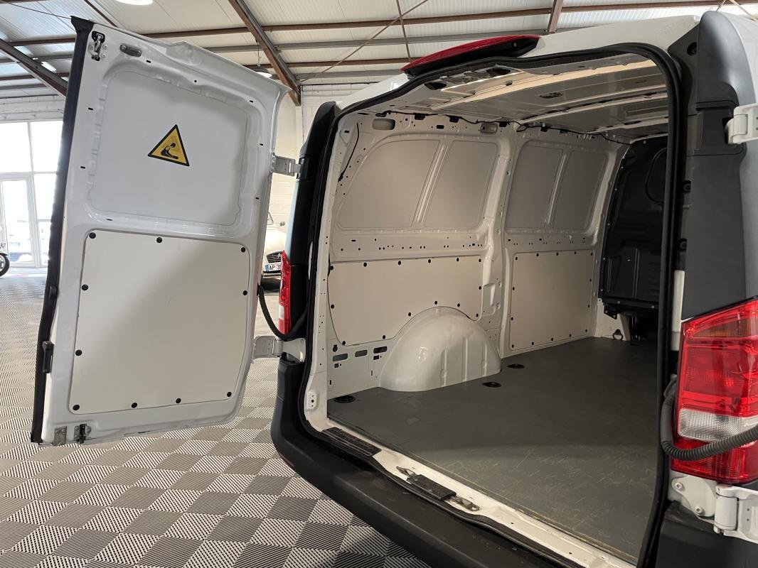 Mercedes Vito - Photo 20